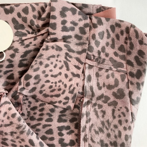 🍁New Fall🍁 Washed Leopard Suede Rider Jackets - Picture 7 of 8